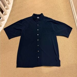 Vintage Nike Dri-Fit Golf Short Sleeve Button Up Dress Shirt (Men’s Size Medium)